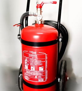 gaśnica przewoźna AP 25